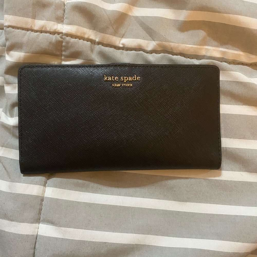 Kate Spade Spencer Slim Bifold Wallet